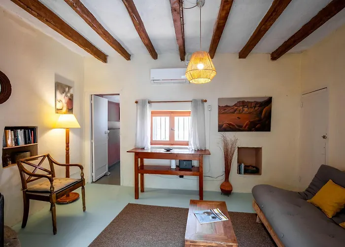 Magaya Ferienhaus Parasporos