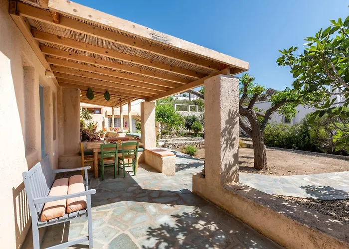 Ferienhaus Magaya Parasporos